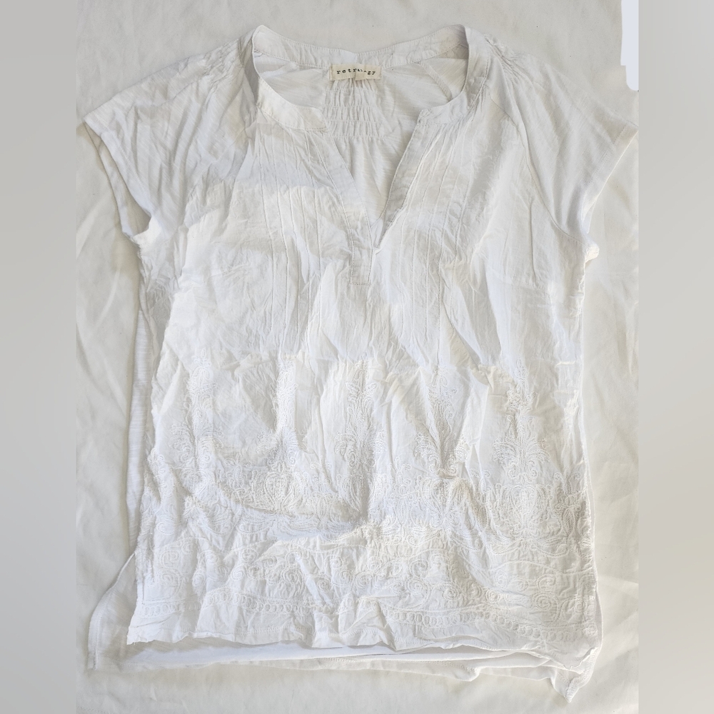 Retrology White Embroidered Women’s Peasant Top (sz small)